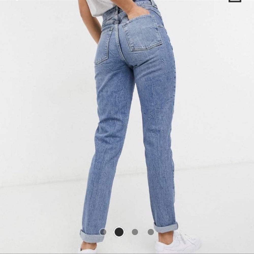 New Look Lift and Shape Mom jeans size 14